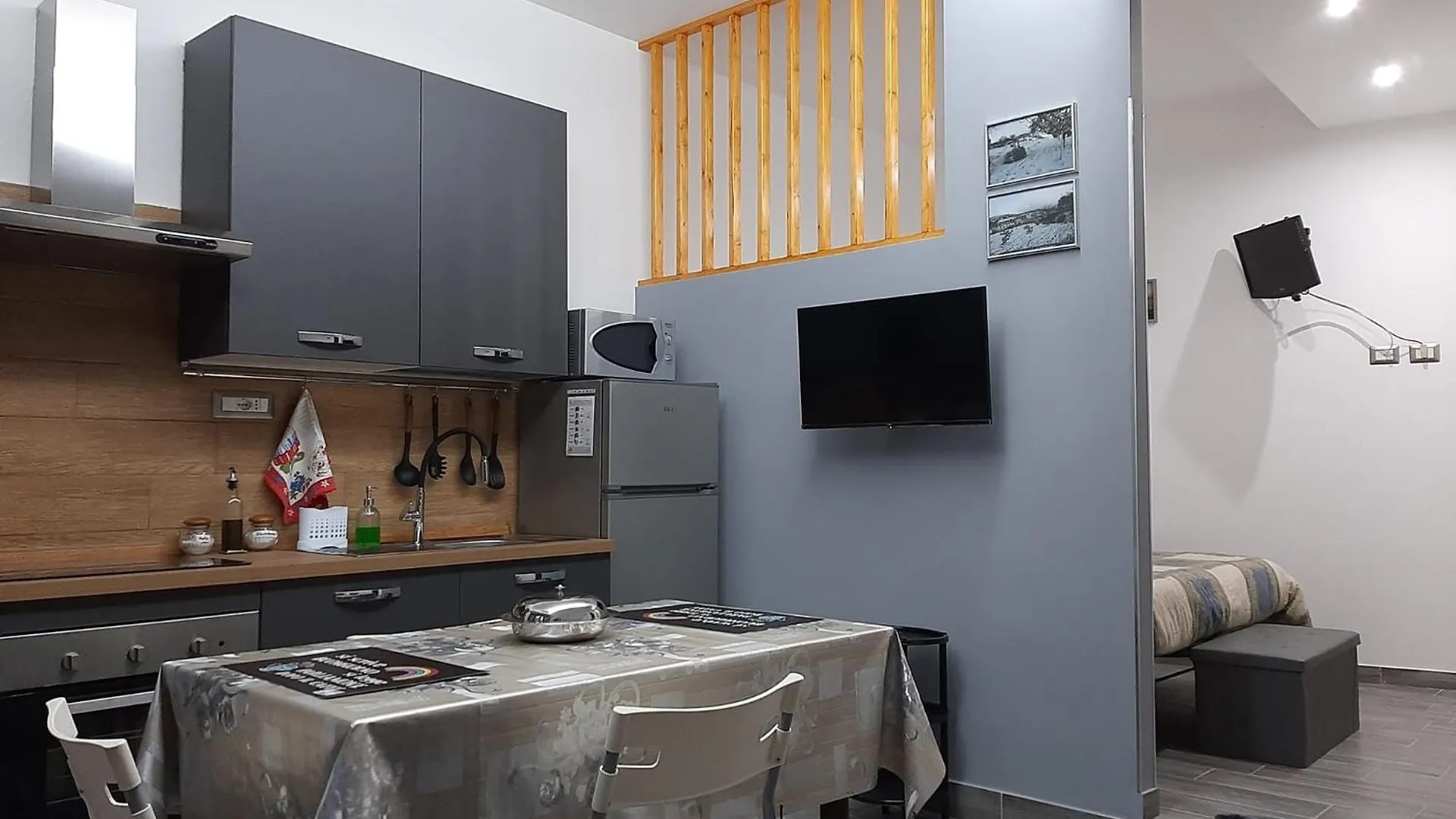 Διαμέρισμα Un Nido Nel Borgo - Casa Vacanze Calzettieri Πιάτσα Αρμερίνα Ιταλία